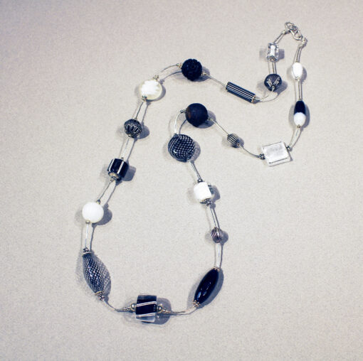 Long necklace with murano glass